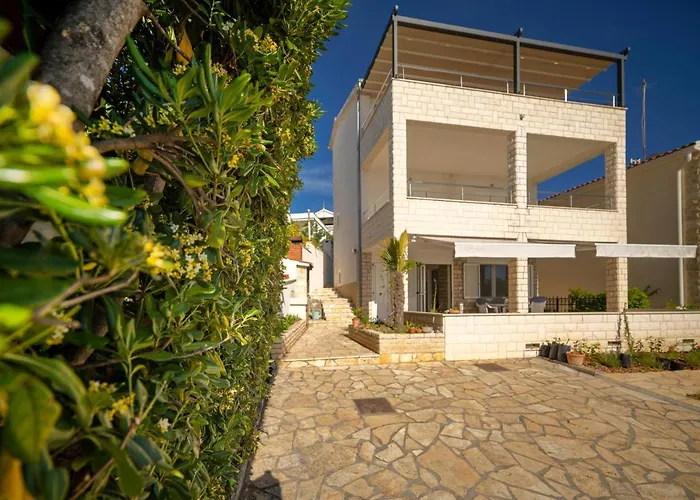 Busac * ז'אבוריץ'